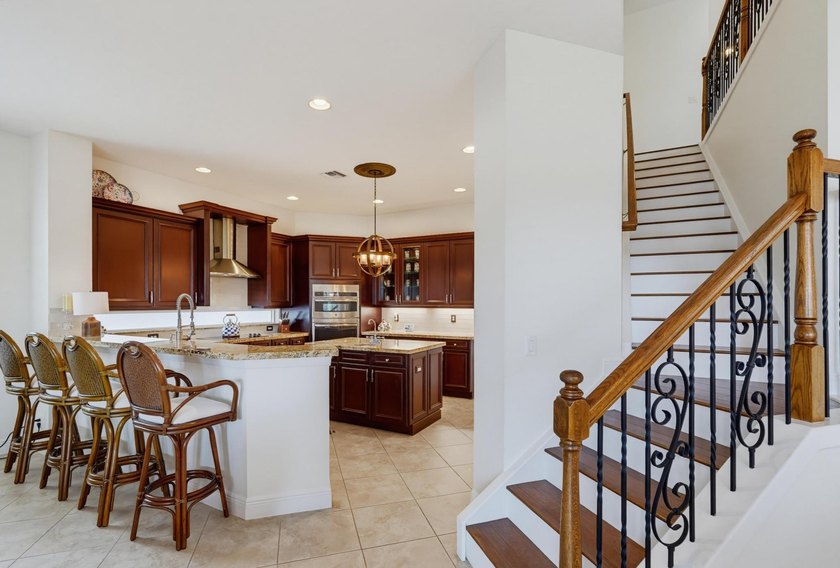 Welcome to this gorgeous lakefront Toll Brothers built estate - photo 10
