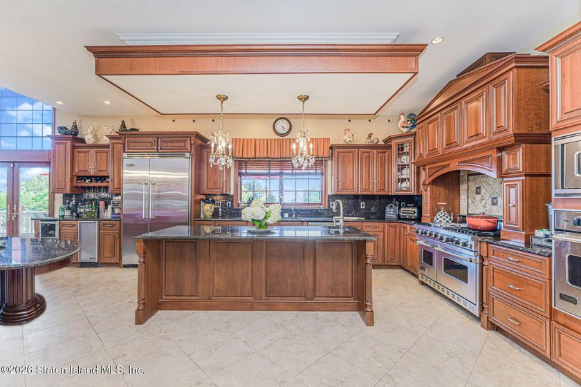 INTRODUCING AN EXTAORDINARY MINI-MANSION BOASTING OVER 11,000 - photo 13