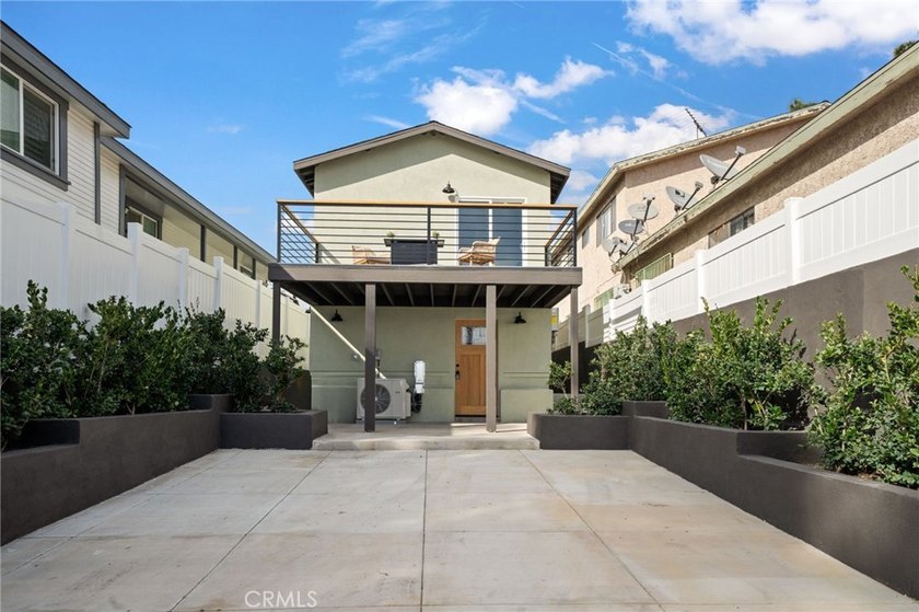 Schedule a tour today! Text Itzel Campos or Agents can request - photo 21