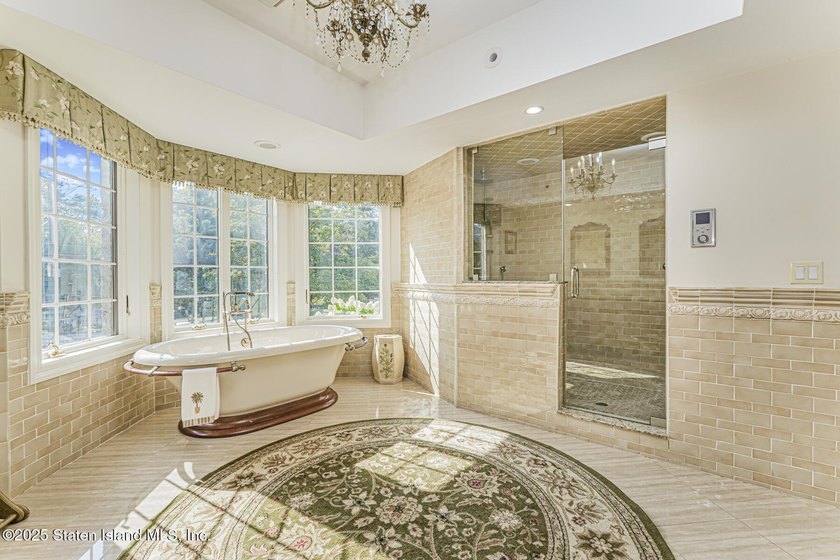 INTRODUCING AN EXTAORDINARY MINI-MANSION BOASTING OVER 11,000 - photo 31