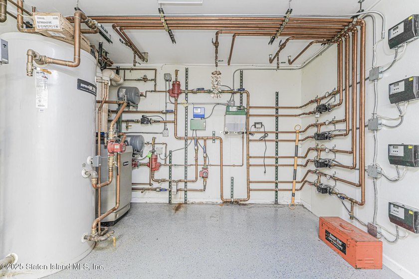 INTRODUCING AN EXTAORDINARY MINI-MANSION BOASTING OVER 11,000 - photo 48