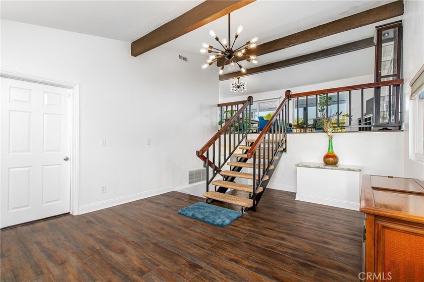Welcome to your opportunity to enjoy the Canyon Lake lifestyle - photo 4