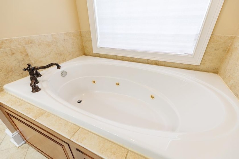 Located on a quiet cul-de-sac in the desirable Cypress Lakes - photo 27