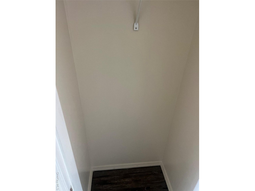 Nice condo in the Soundview area. Great opportunity for - photo 8