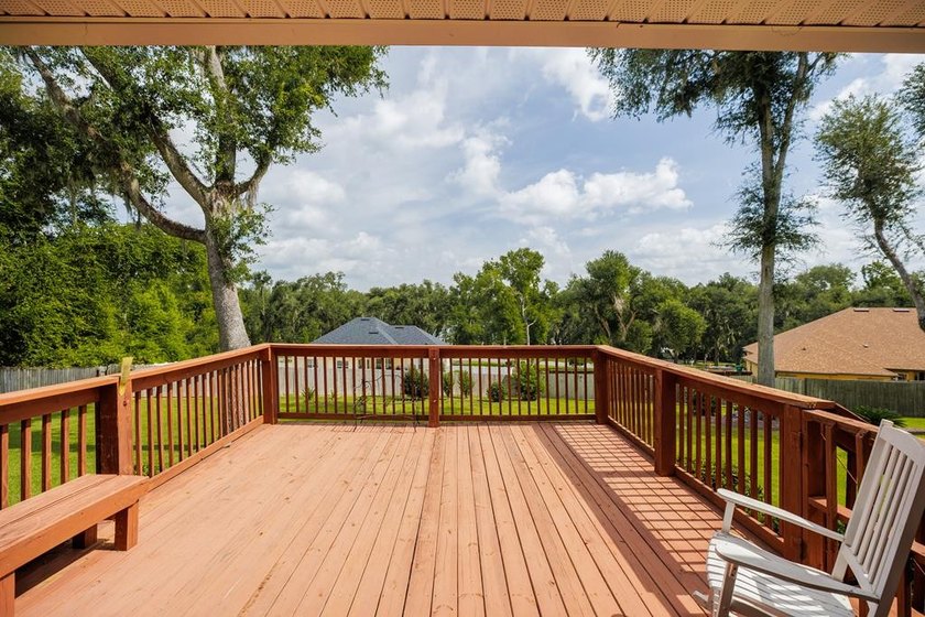 Located on a quiet cul-de-sac in the desirable Cypress Lakes - photo 42