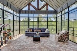Sea Horse Farm, an extraordinary waterfront and equestrian - photo 12