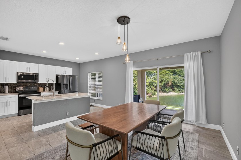 Welcome to this beautifully maintained and RARELY AVAILABLE 4 - photo 16