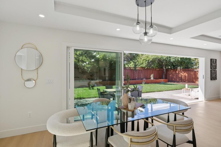 Welcome to this thoughtfully designed, expanded, and extensively - photo 18