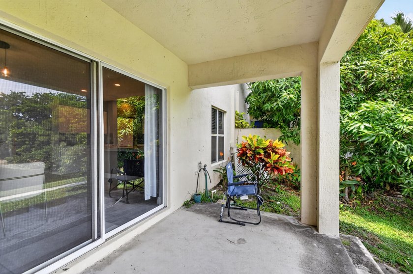 Welcome to this beautifully maintained and RARELY AVAILABLE 4 - photo 23