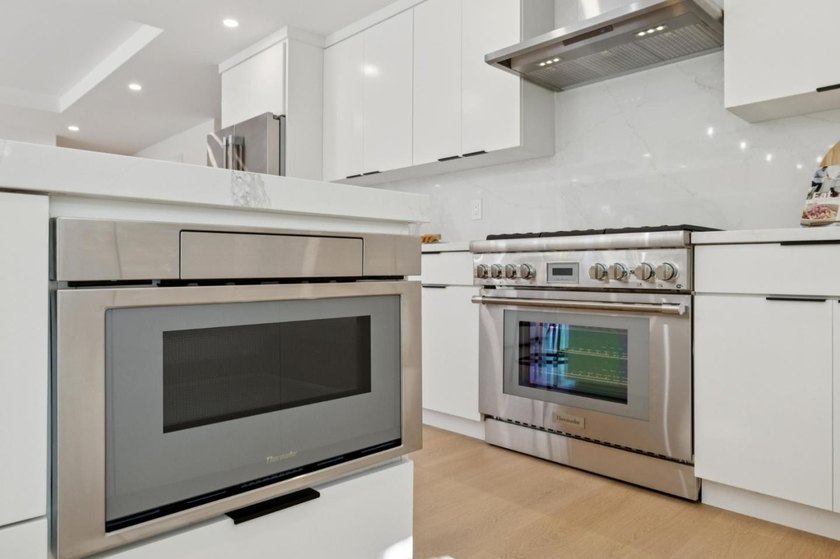 Welcome to this thoughtfully designed, expanded, and extensively - photo 25