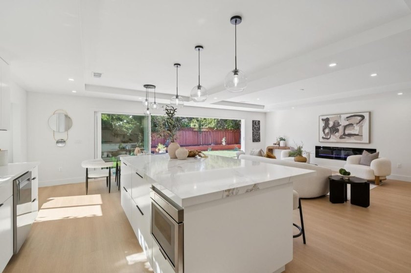 Welcome to this thoughtfully designed, expanded, and extensively - photo 29