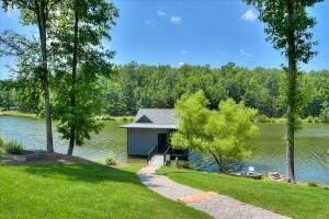 Sea Horse Farm, an extraordinary waterfront and equestrian - photo 44