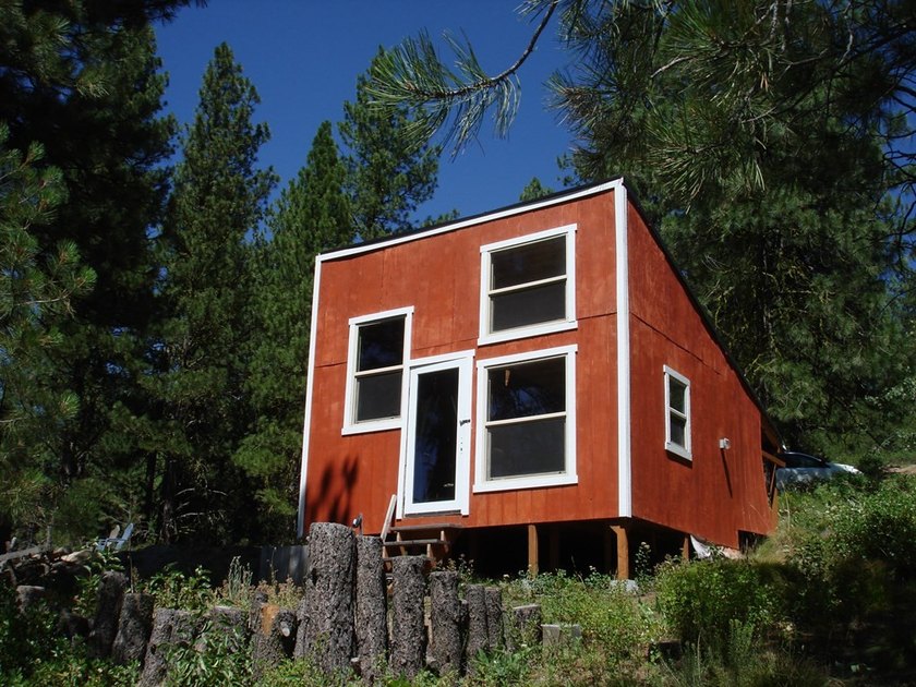 Get-away from it all with a filtered view of beautiful Cascade - photo 3