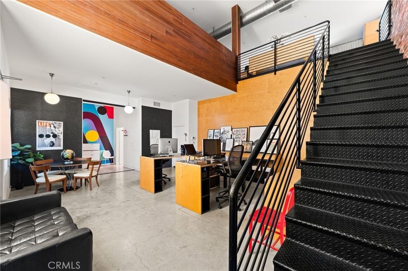Experience the ultimate blend of urban sophistication and modern - photo 10