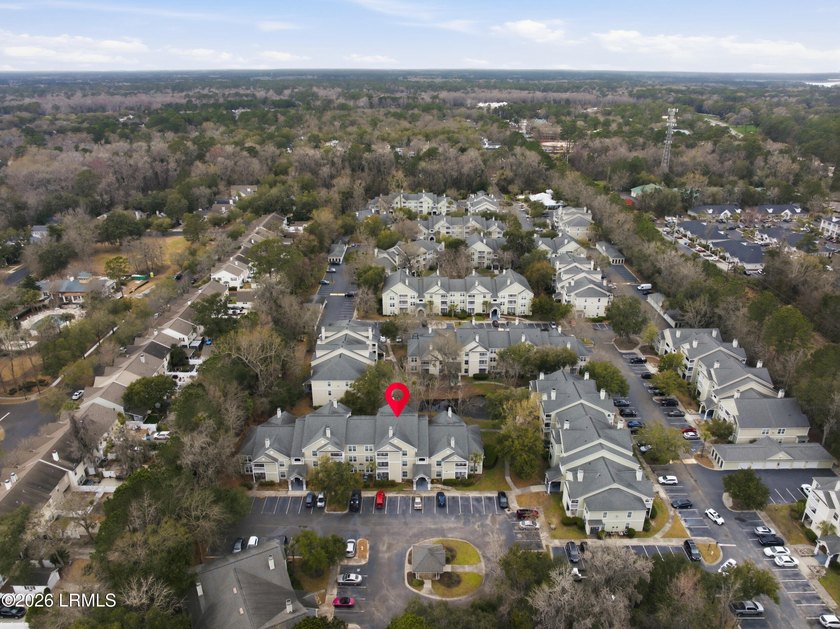 Welcome to The Estates at Westbury! Renovated in 2026, this - photo 35