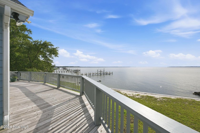 Waterfront living is calling at 957 Becton Road in Coaches - photo 44