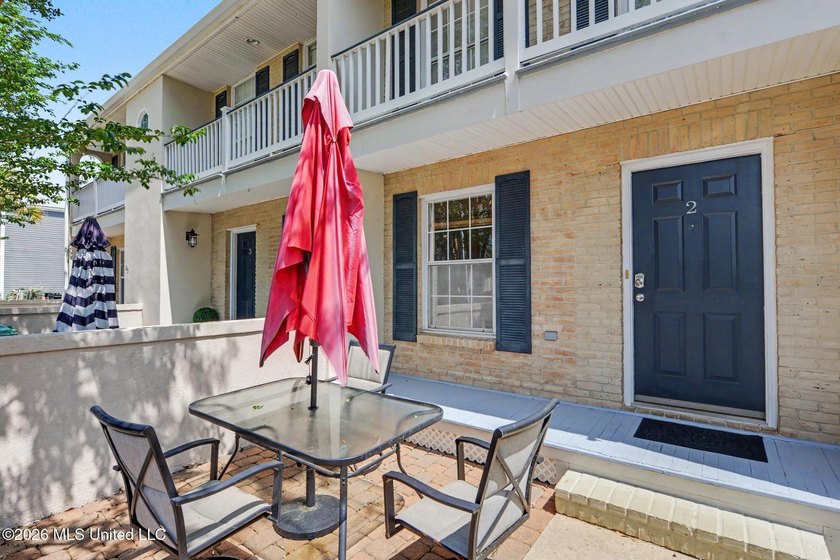 Wow! Want to live in OLD TOWNE Bay St Louis? Here's your chance - photo 2