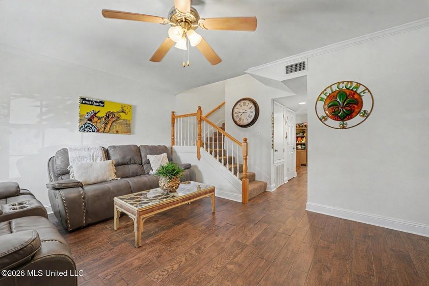Wow! Want to live in OLD TOWNE Bay St Louis? Here's your chance - photo 4
