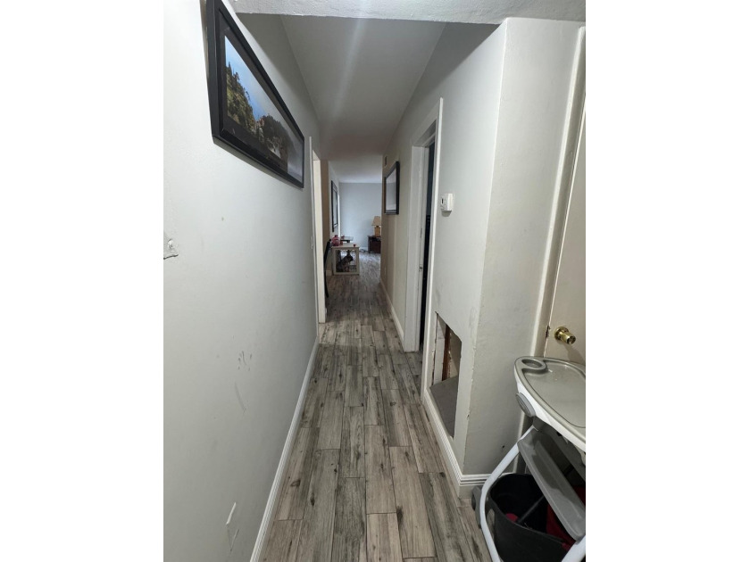 Welcome to this charming 3-bedroom, 2-bathroom condominium - photo 7