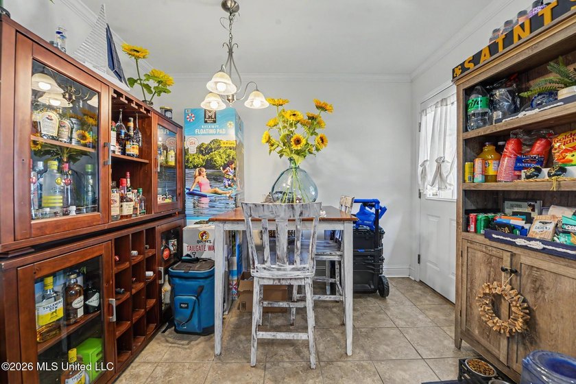 Wow! Want to live in OLD TOWNE Bay St Louis? Here's your chance - photo 9