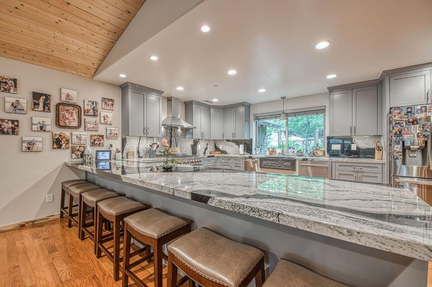 OPEN HOUSE: Sunday, July 5th 12 - 3pmMeticulously maintained and - photo 15