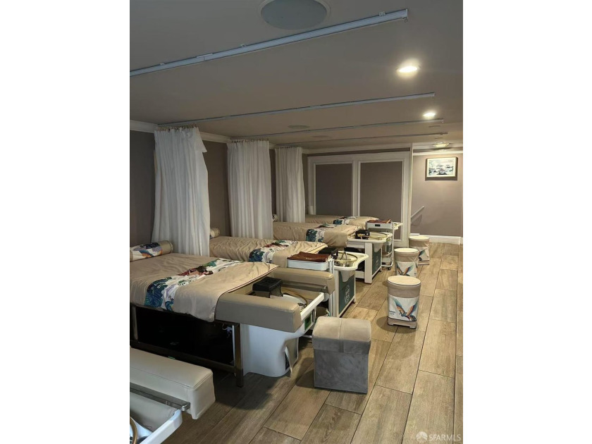 Turn-Key Hair &amp; Scalp for Sale Well-established Hair &amp; Scalp Spa - photo 7