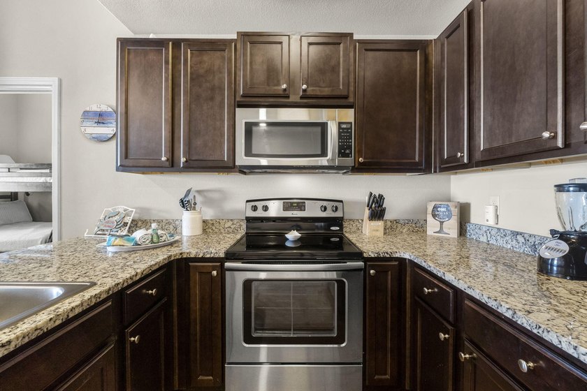 Welcome to Alerio E304, a beautifully appointed condo offering - photo 14