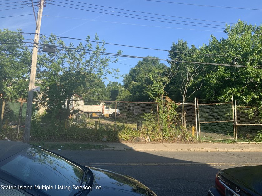 3 Lots totaling 40,600 square feet of land consult your - photo 3