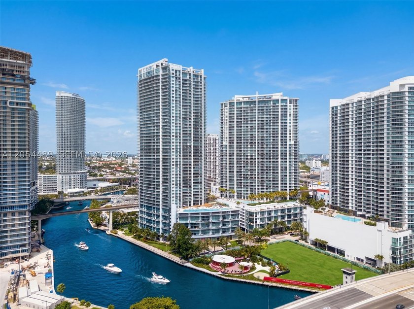 Largest total square foot penthouse at Riverfront. IVY PH-12 in - photo 11