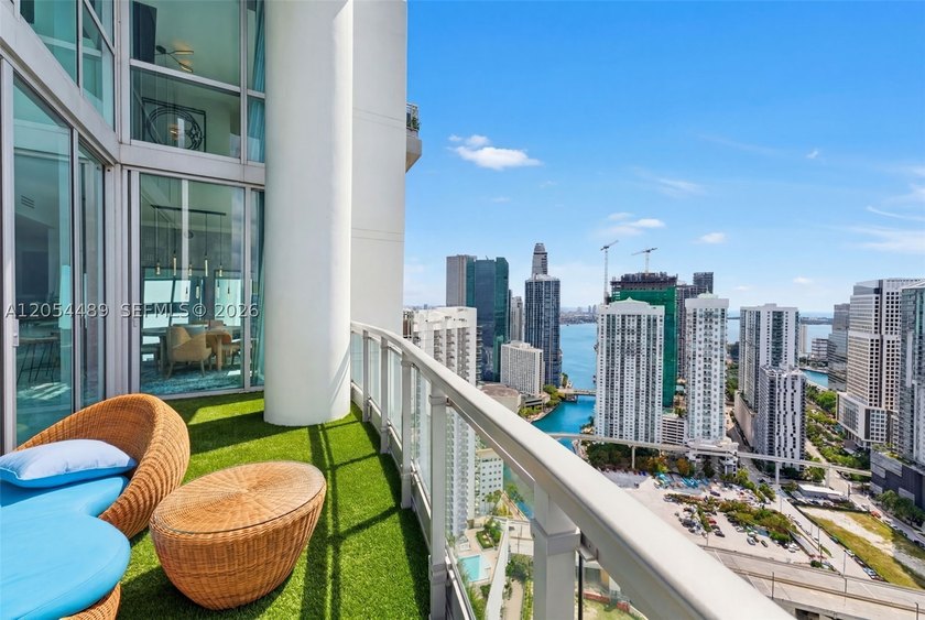 Largest total square foot penthouse at Riverfront. IVY PH-12 in - photo 20
