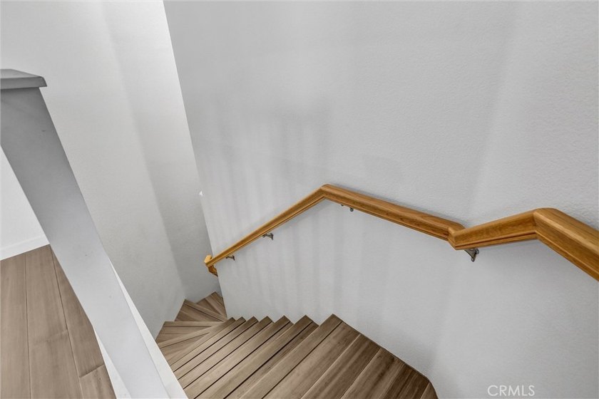 Bright &amp; Modern 2-Bed, 2-Bath townhome in San Diego! Welcome to - photo 7