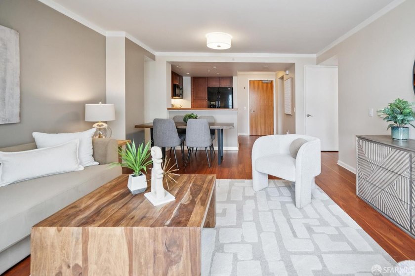 Incredible value awaits in this beautifully designed east-facing - photo 9