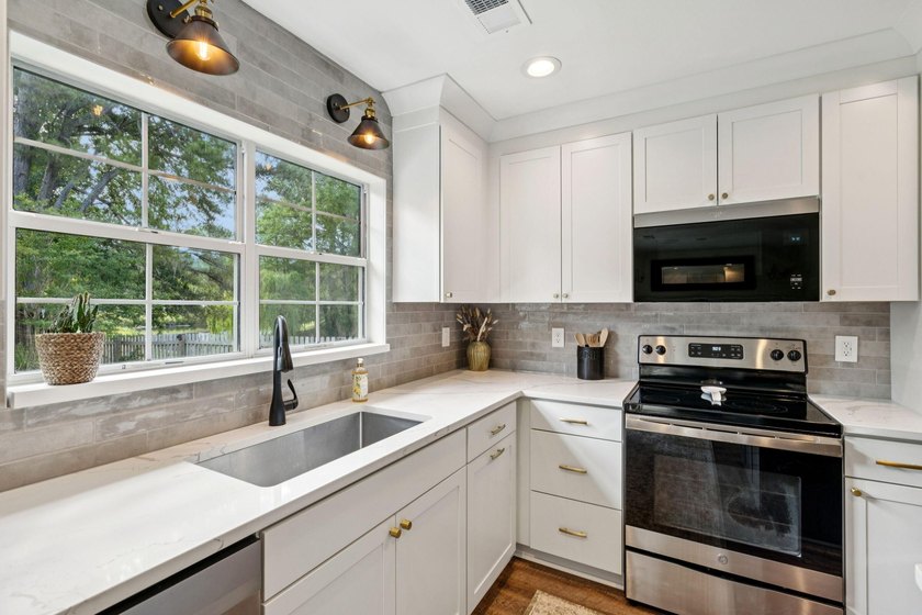 Nestled in the charming Sugar Magnolia section of Grand Oaks - photo 22