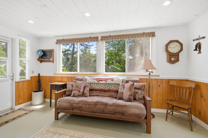 Enjoy Lake Living SOLD - photo 4