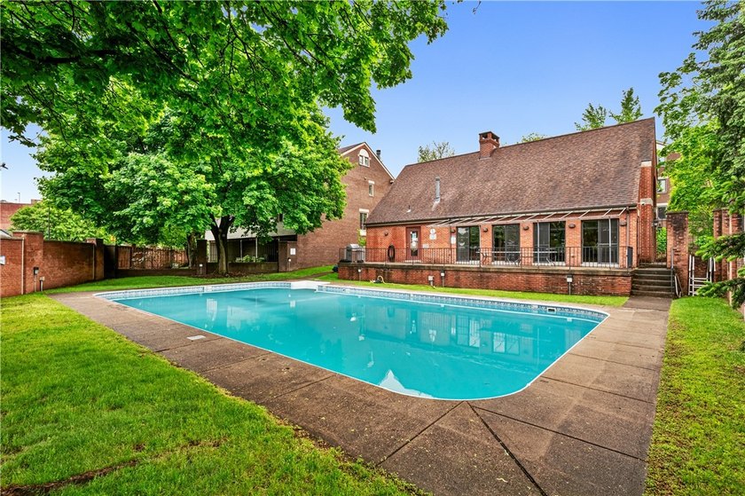 Welcome to the Village of Shadyside. One bedroom large luxury - photo 4