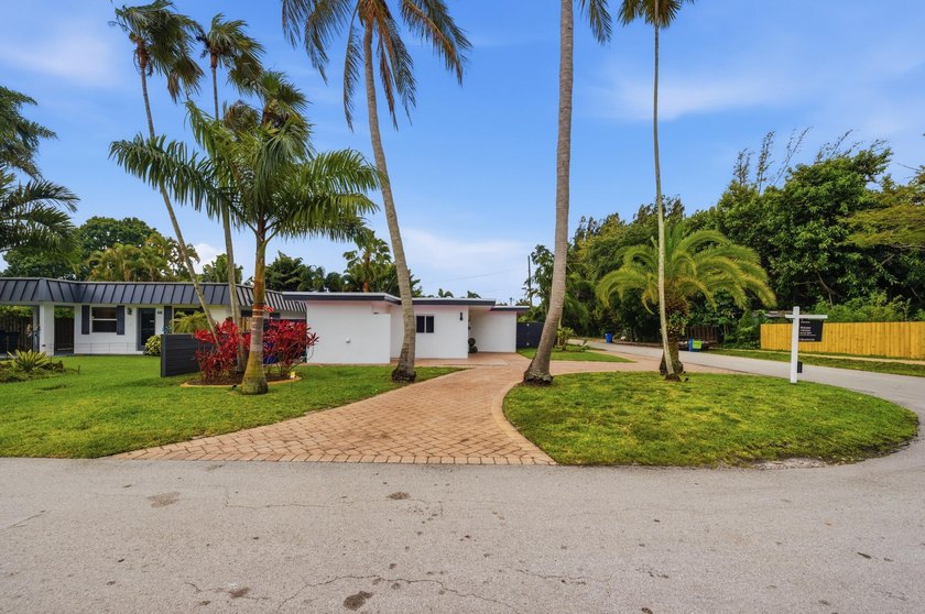 A rare opportunity in the heart of Wilton Manors just a few - photo 6