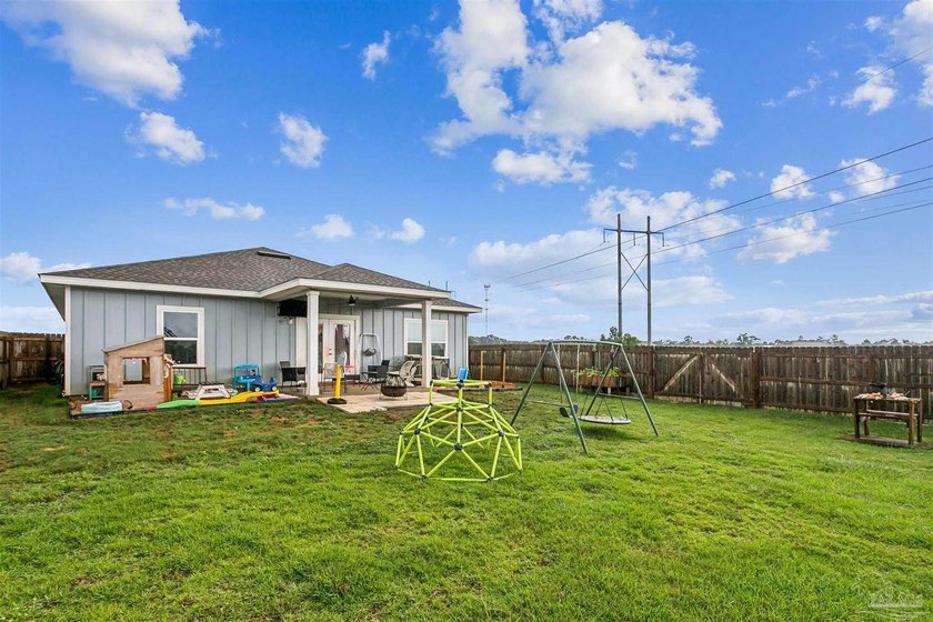 Home is located in the Saddle Ridge community. This cute 3 - photo 20