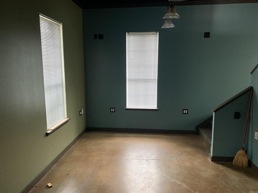 Have your Venue of your choice!! Great Retail, Restaurant, or - photo 6