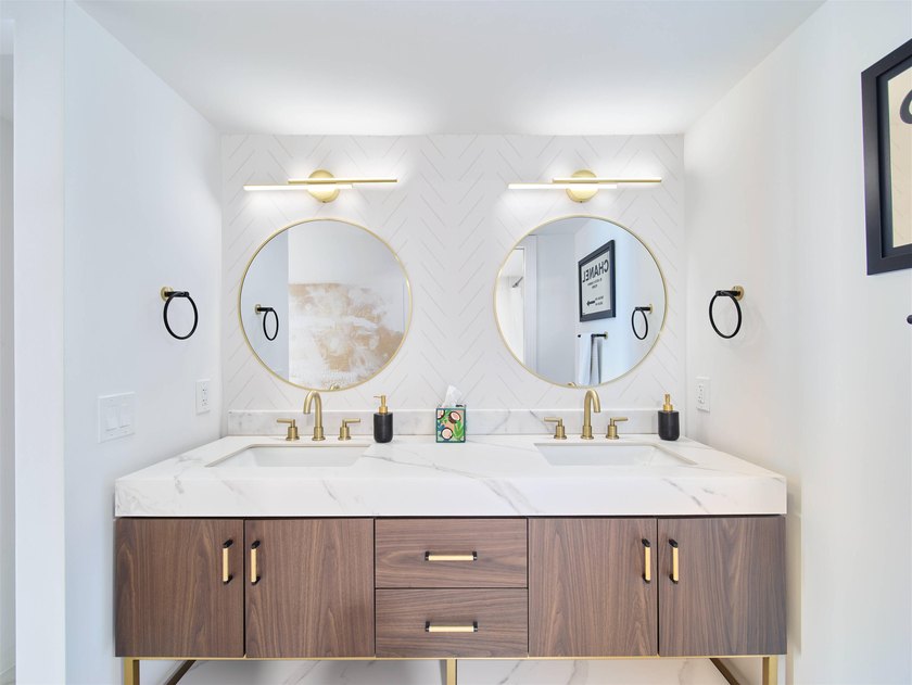 Sophisticated, elevated, and fully reimagined, this 2-bedroom - photo 20