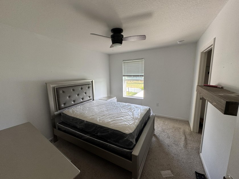 THIS IS A SHORT SALE- Check out this 4 BED 2.5 BATH built in - photo 8