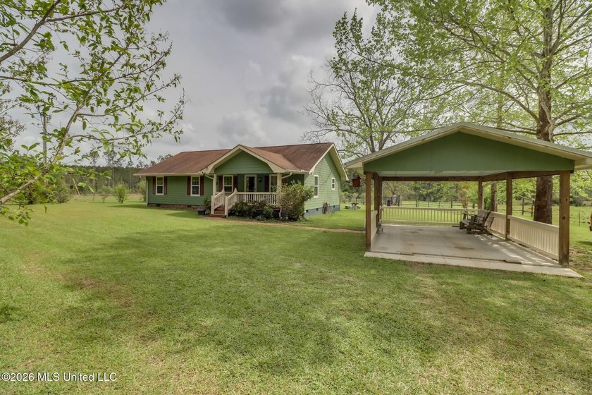BACK ON THE MARKET! Here is your chance to capture this charming - photo 2