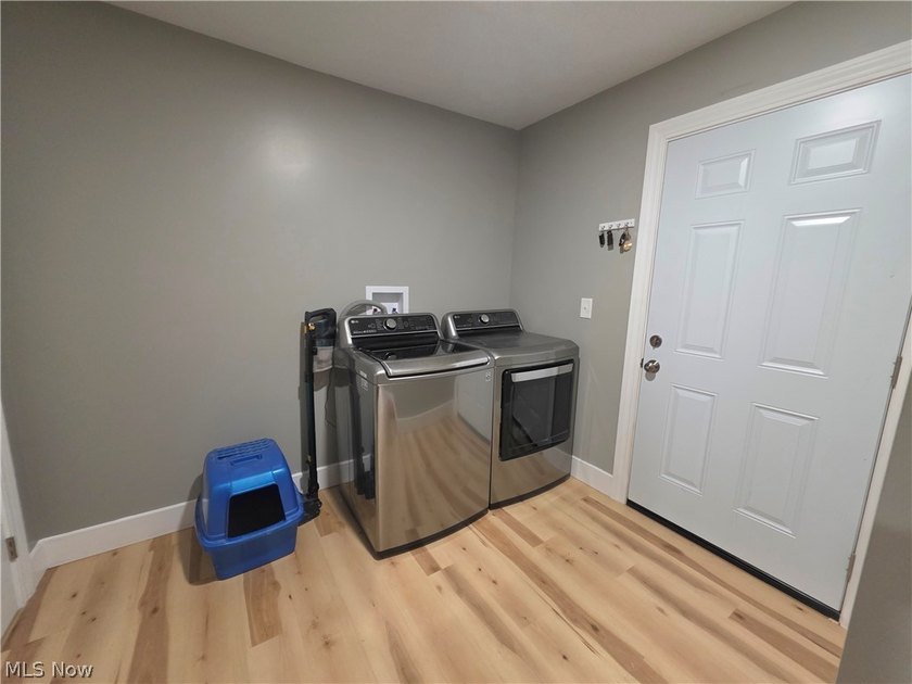 Completely Remodeled Down to the Studs - North End Parkersburg - photo 19