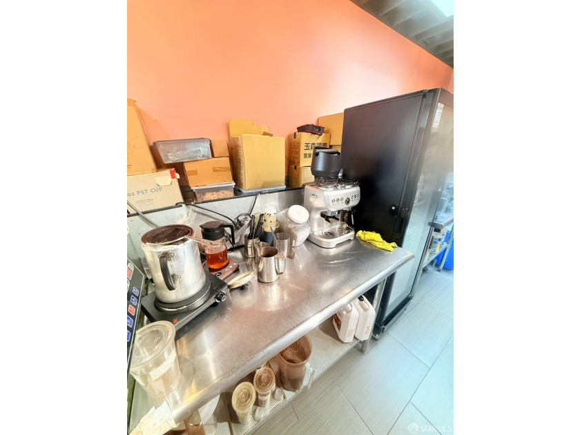 Fantastic opportunity to acquire a well-established, turn-key - photo 4