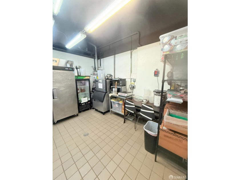 Fantastic opportunity to acquire a well-established, turn-key - photo 7