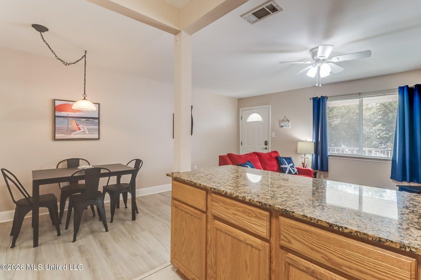 Prime turnkey condo in the heart of Biloxi, ideally located near - photo 8