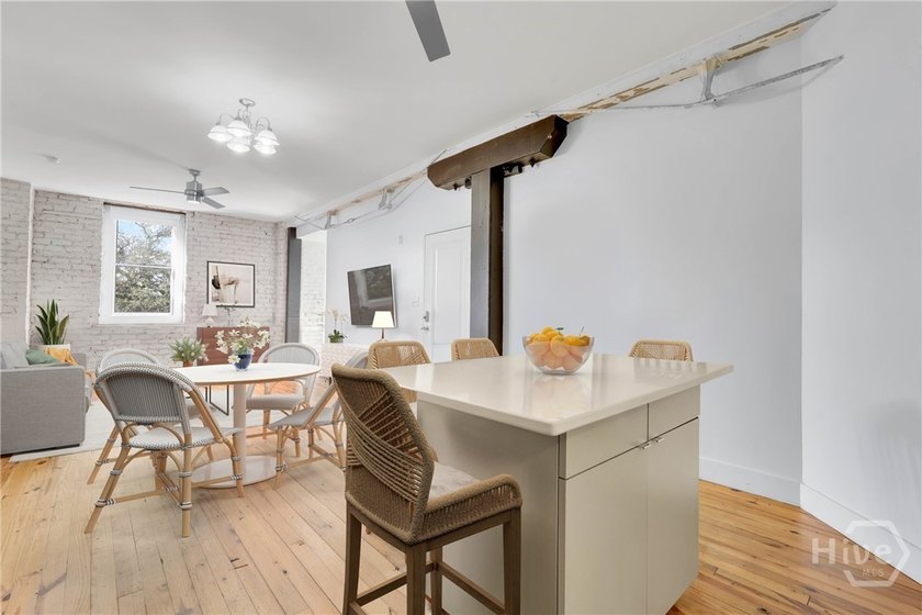 Experience sleek, stylish downtown living at 310 W Broughton - photo 5