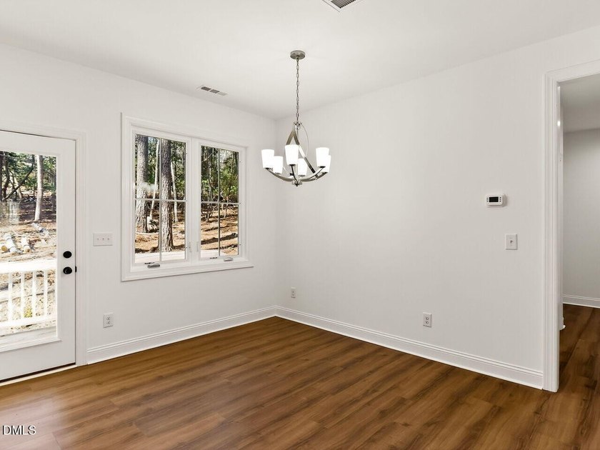 Price reduced for quick sale! Fabulous newly constructed home in - photo 10