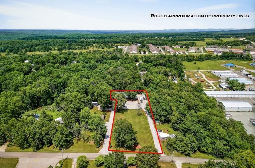 RARE INVESTMENT OPPORTUNITY!!! Just minutes from Fairfield Glade - photo 3