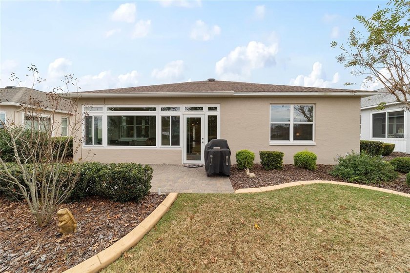 PREMIUM LOT: Welcome to this beautifully maintained Orchid model - photo 38