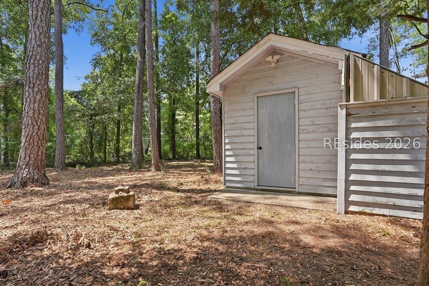 Conveniently located just minutes from Downtown Beaufort, all - photo 33